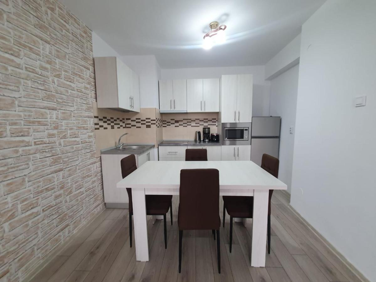 Apartament Posada Curtea De Arges Luaran gambar