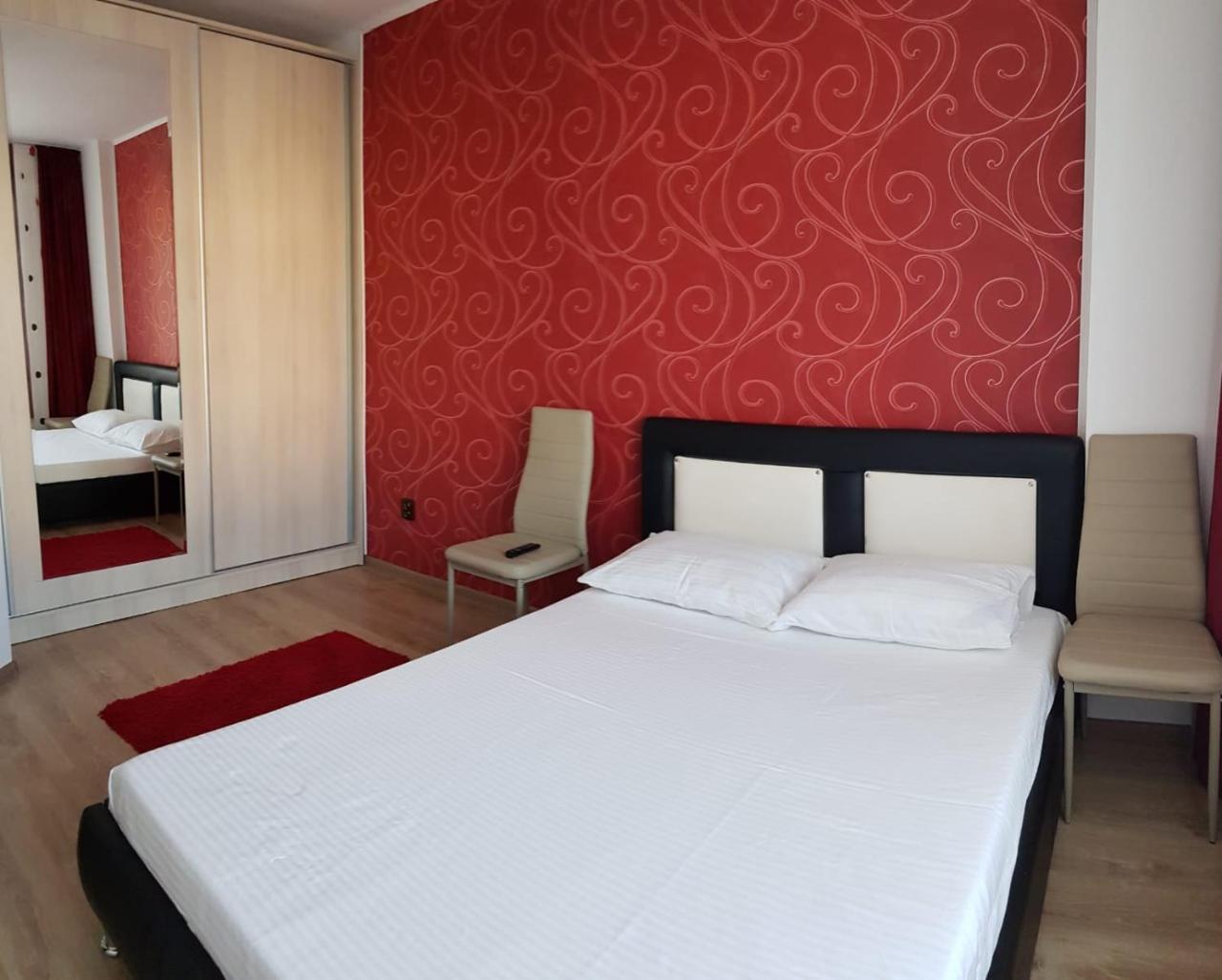 Apartament Posada Curtea De Arges Luaran gambar